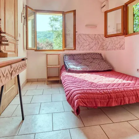 Cozy In Holiday home *