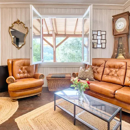 Cozy In Holiday home *
